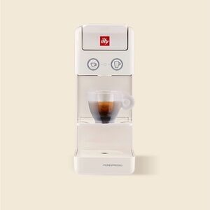 Illy White Espresso Machine
